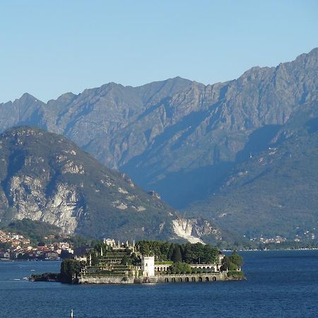 Vista Lago Daire Stresa Oda fotoğraf