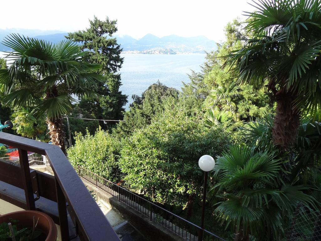 Vista Lago Daire Stresa Oda fotoğraf