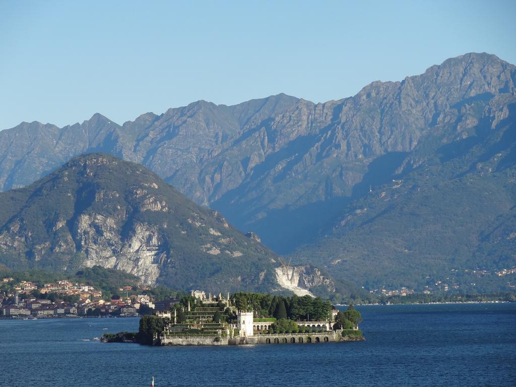 Vista Lago Daire Stresa Oda fotoğraf